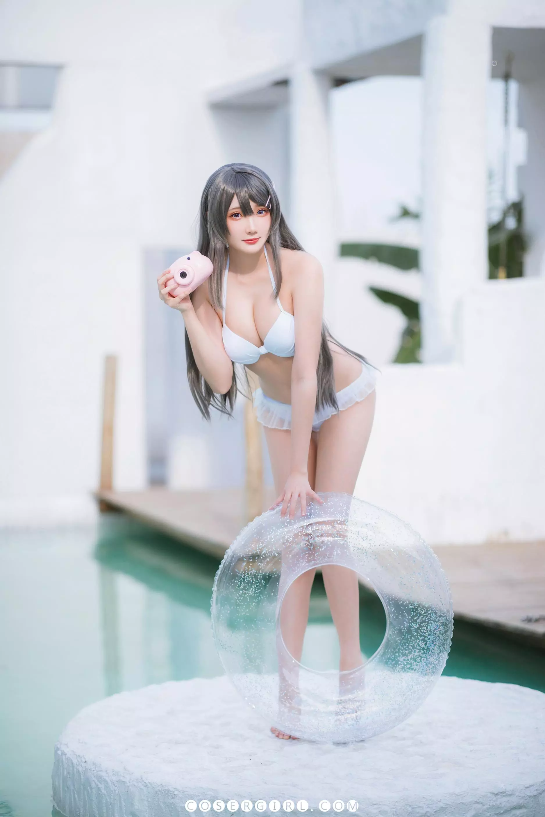 瓜希酱泳装背影造型