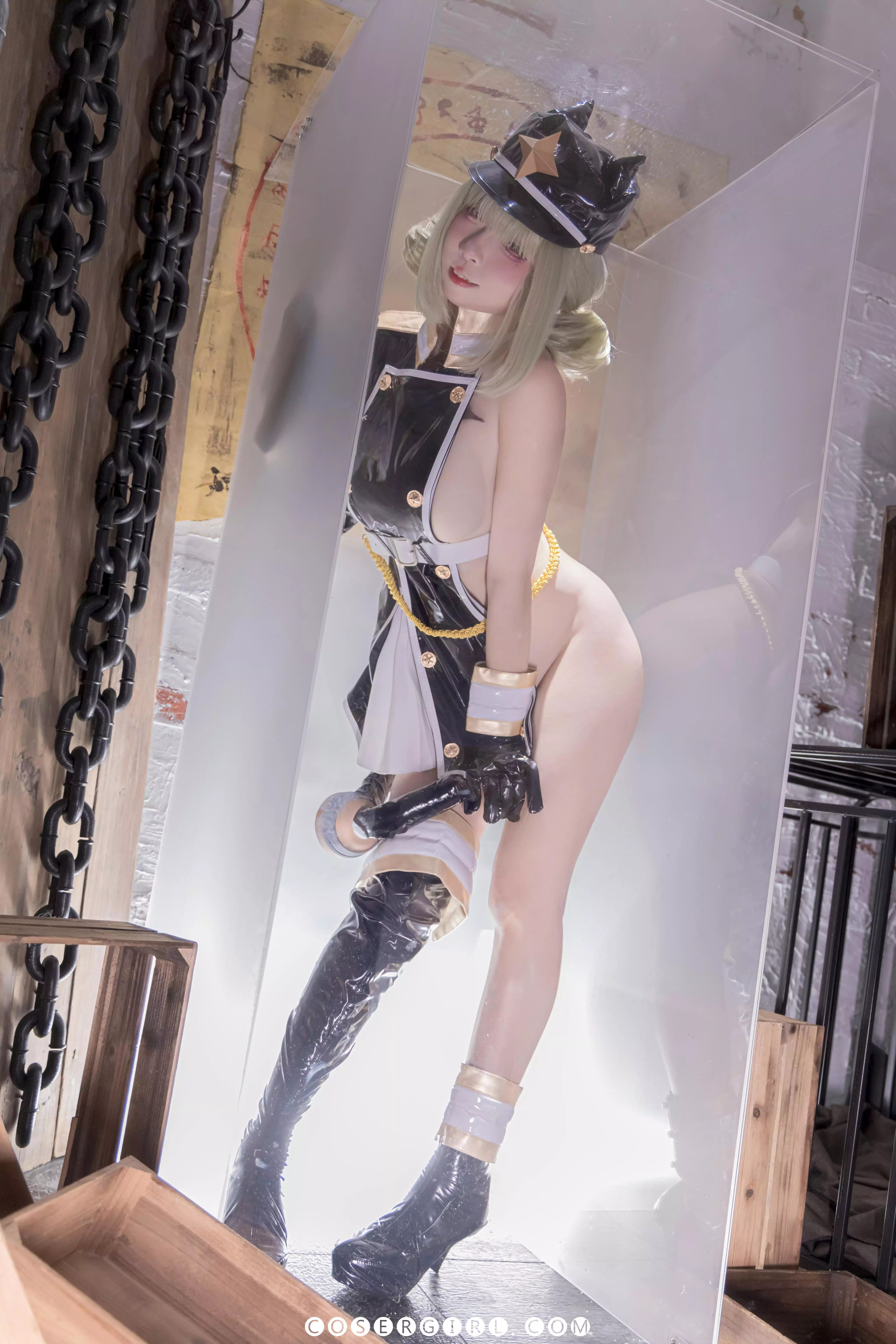 纸悦Etsu_ko楼梯场景拍摄