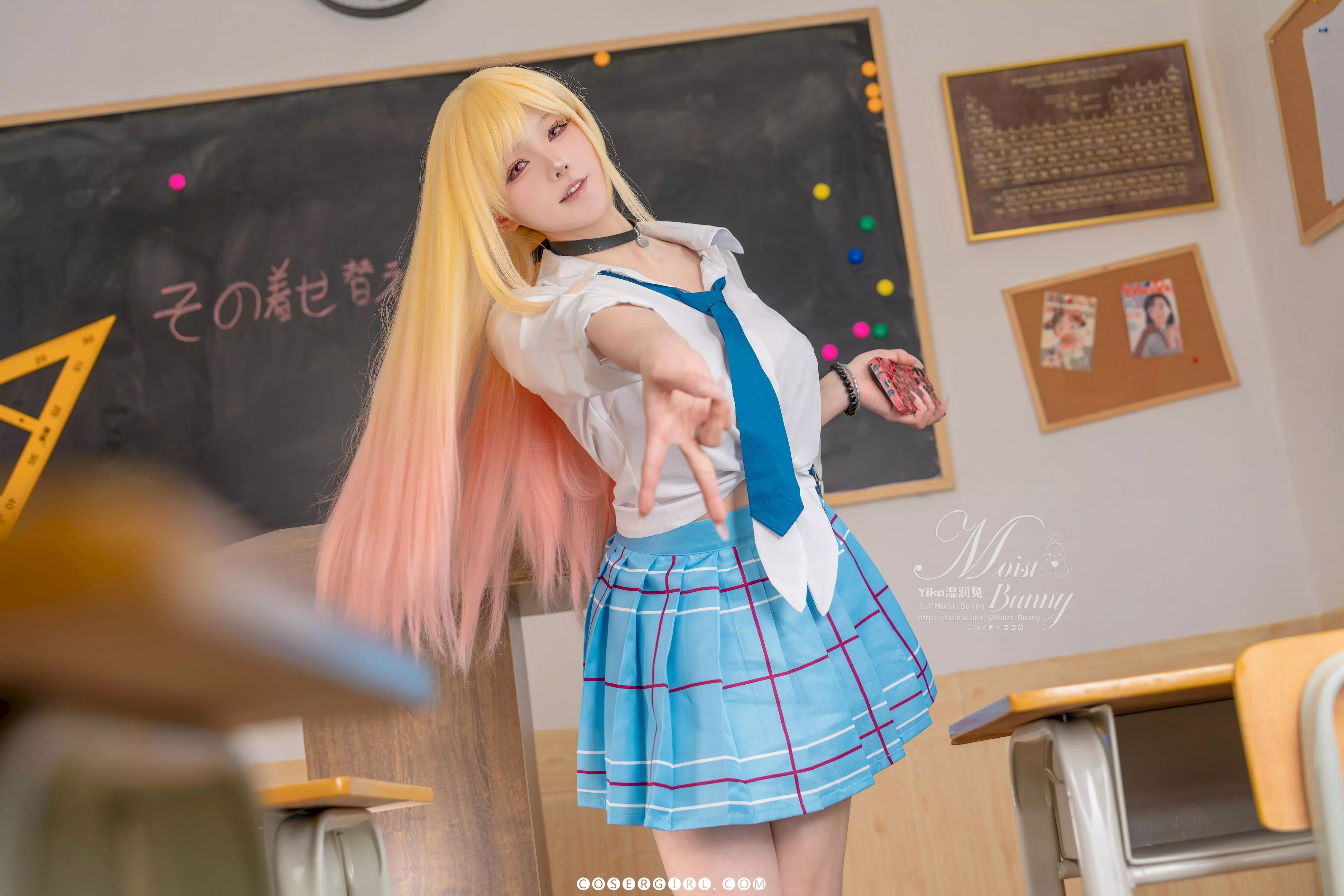 黏黏团子兔双马尾特写微笑