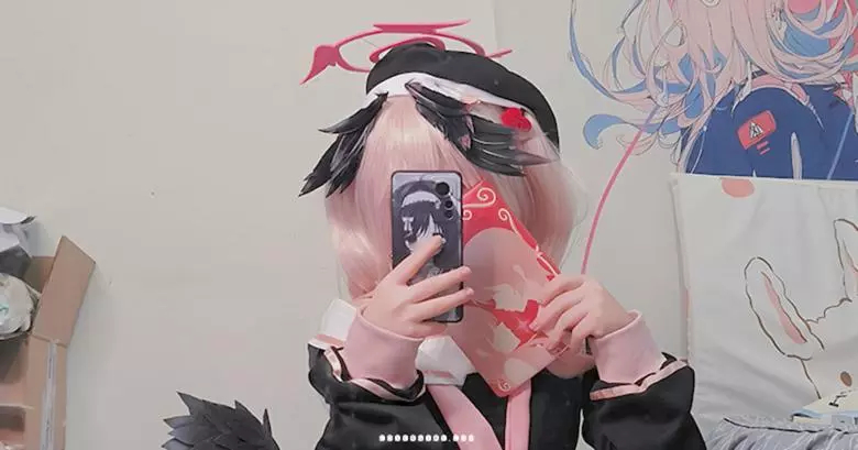 ran3玩COS换装？从《碧蓝档案》小春秒切《原神》纳西妲！-coser福利社